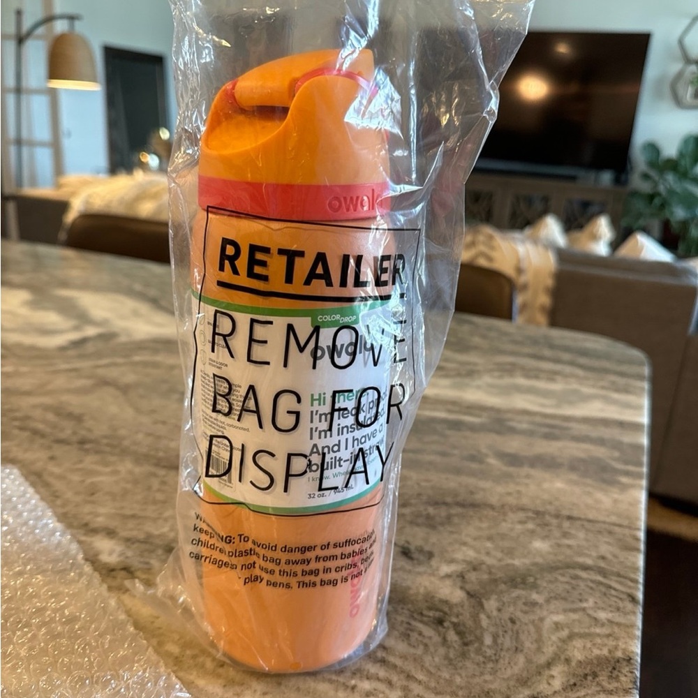 SOLD🍊serene tangerine owala free sip 🍊